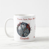 Cooler blauer Polar Fox, floraler Hintergrund. Sch Kaffeetasse (Links)