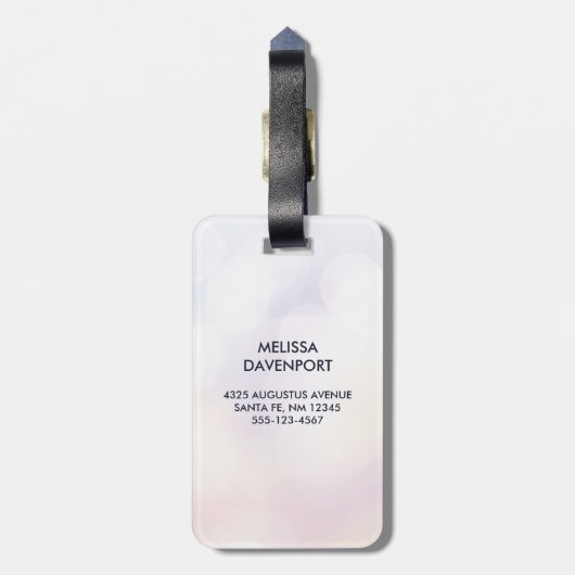 Cooler Blauer Weihnachtsbaum mit glänzenden Lichte Gepäckanhänger (Rückseite vertikal)