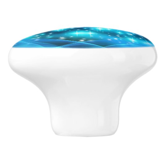 Cooler Blauer Weihnachtsbaum mit glänzenden Lichte Keramikknauf (Seitenansicht)