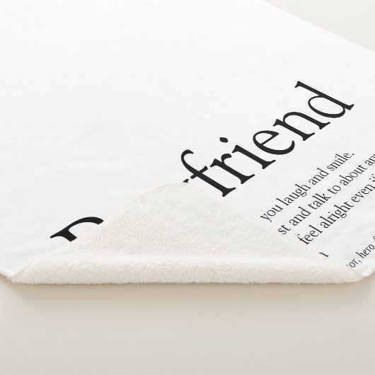 Cooler Freund definiert Schwarz und Weiß als moder Sherpadecke (3/4)