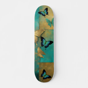 Cooler, gestörter Grunge Aquamariner Schmetterling Skateboard