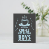 Cooler Kaffee Muttertag Jungen Mama erhöhen Postkarte (Stehend Vorderseite)