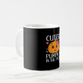 Cooler Kürbis im Patcherhaus Thanksgivin Kaffeetasse (Vorderseite Links)