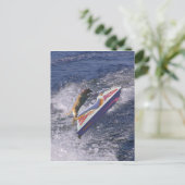 Cooler Labrador Jumping Waves Postkarte (Stehend Vorderseite)