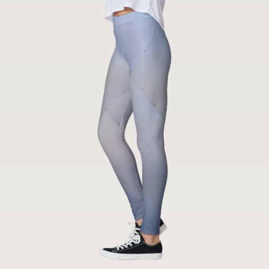 Cooler metallischer AluminiumTeller grau zum Blau Leggings (Links)