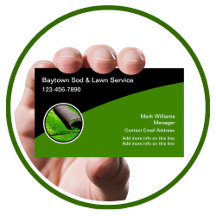 Cooler moderner Rasen und gute Visitenkarten