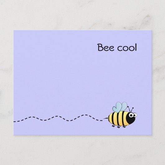 Cooler niedlicher BienenCartoon lila Postkarte (Vorderseite)