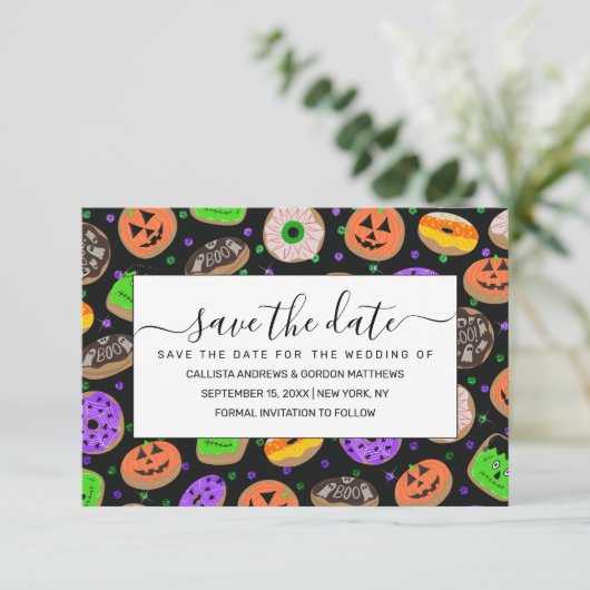 Cooler Niedlicher Glitzer Confetti Donuts Hallowee Save The Date (Stehend Vorderseite)
