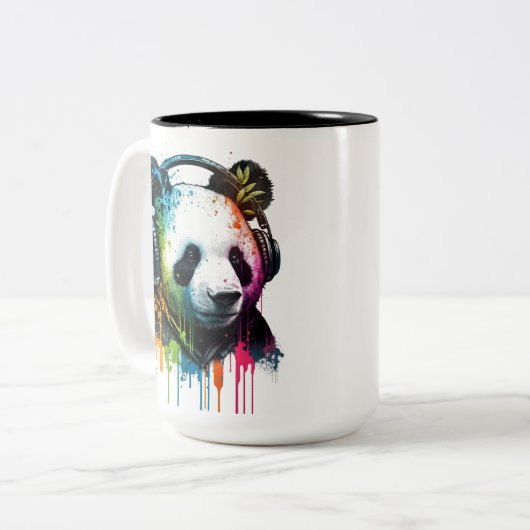 Cooler Panda Bär mit Kopfhörern! Zweifarbige Tasse (Vorderseite Links)