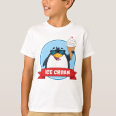 Cooler Pinguin mit Eiscreme T-Shirt (Vorderseite)