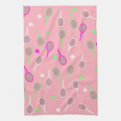 Cooler Pink Retro Racquets Pattern Tennisspieler Geschirrtuch (Vertikal)