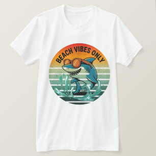 Cooler Retro-Hai mit Sonnenbrille - Beach Vibes nu T-Shirt