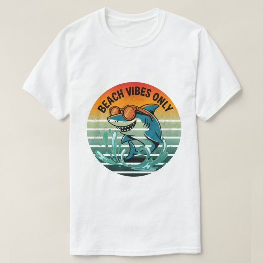 Cooler Retro-Hai mit Sonnenbrille - Beach Vibes nu T-Shirt (Design vorne)