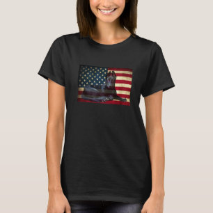 Cooler Schwarzer Schäfer mit Fahne T-Shirt