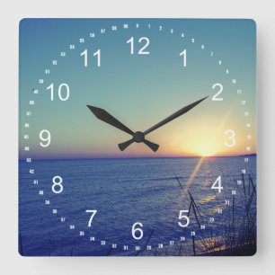 Cooler Strand Quadratische Wanduhr