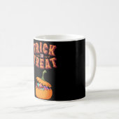 Cooler Trick oder Treat Halloween Kaffeetasse (VorderseiteRechts)