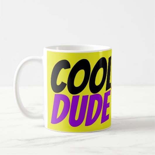 Cooler Typ mit Pause Tasse (Links)