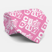 Cooler Vater Funny Typografy Pattern Pink Neck Tie Krawatte (Gerollt)