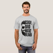 Cooler Vater hat Bart 2 T-Shirt (Vorne ganz)