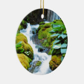 Cooler Wasserfall im Grüngarten Keramikornament (Rechts)