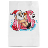 Cooler Weihnachtsmann, rosa Flamingos, Beach Bokeh Mittlere Geschenktüte (Rückseite)