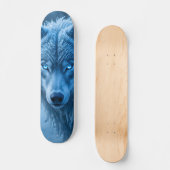 Cooler Wolf Mit Leuchtend Blauen Augen Skateboard (Vorderseite)