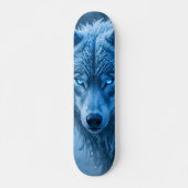 Cooler Wolf Mit Leuchtend Blauen Augen Skateboard (Vorne)