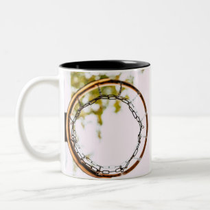 Cooles Basketballdesign Zweifarbige Tasse