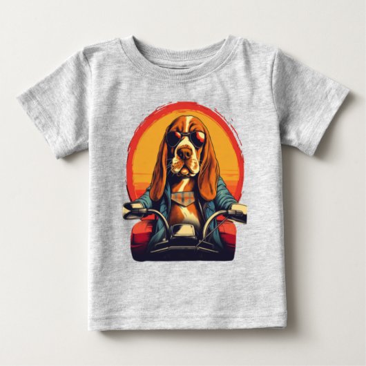 Cooles Basset-Hundbiker bei Sonnenuntergang Baby T-shirt (Vorderseite)
