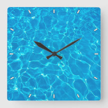 Cooles blaues Schwimmbad Wasser