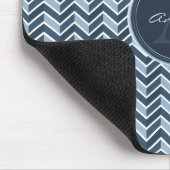 Cooles blaues Zickzack Muster-Monogramm Mousepad (Ecke)