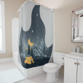 Cooles Camping Camper Feuer im Val Piora Duschvorhang (Beispiel)