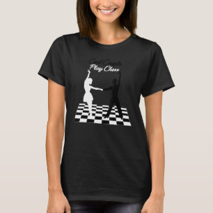Cooles Couple Play Schach Couple tanzen auf den Ec T-Shirt