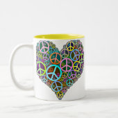 Cooles FriedensLiebe-Herz Zweifarbige Tasse (Links)
