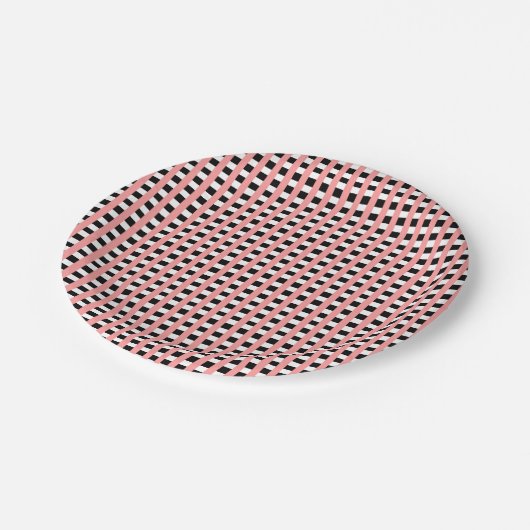 Cooles Gingham Pink Black and White Design Pappteller (Schrägansicht)