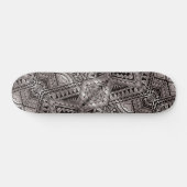 Cooles Grafisches Schwarz-Weiß-Tribal-Tattoo-Muste Skateboard (Horizontal)