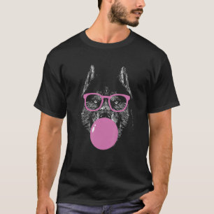 Cooles Husky-Gesicht kaut Kaugummi und macht eine  T-Shirt