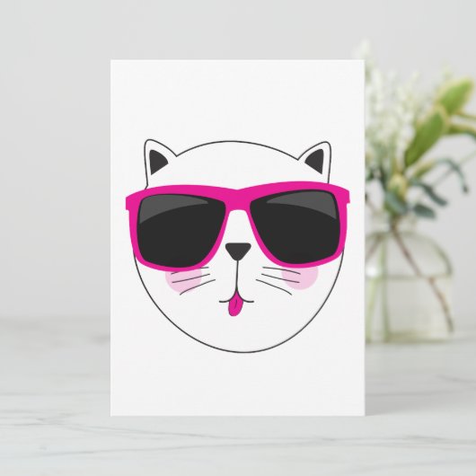 Cooles Katzengesicht mit rosa Sonnenbrille Niedlic Einladung (Stehend Vorderseite)