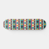 Cooles, modernes, farbenfrohes Tribal-Muster Skateboard (Horizontal)