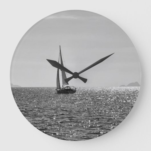 Cooles modernes Foto von Segelbooten im Sommer Große Wanduhr (Vorderseite)