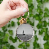 Cooles modernes Foto von Segelbooten im Sommer Schlüsselanhänger (Hand)