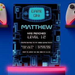 Cooles, modernes Navy Blue Tee Video Game Party Einladung