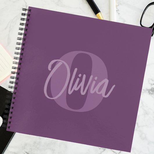 Cooles Monochrome Lila Trendy Script Monogram Notizblock