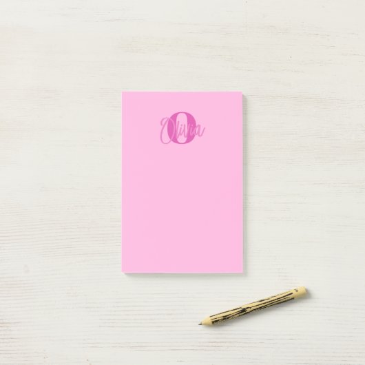 Cooles Monochrome Pink Trendy Script Monogram Post-it Klebezettel (Auf Schreibtisch)