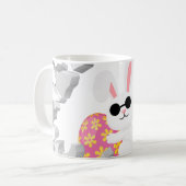 Cooles Osterhasen mit farbenfrohen Eiern Kaffeetasse (Vorderseite Links)