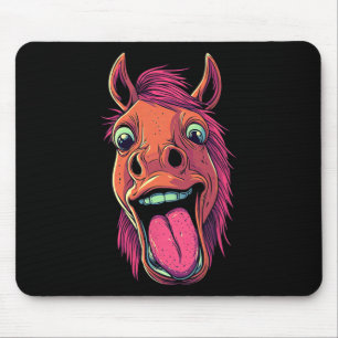 Cooles Pferd mit Zungenpferden auf dem Pferd Mousepad