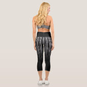 Cooles Schwarz-Weiß-Streifenmuster Capri Leggings (Rückseite)