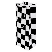 Cooles schwarz-weißes Markierungsmuster Geschenktüte Für Weinflaschen (Rückseite Schrägansicht)