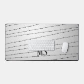 Cooles schwarz-weißes Stacheldraht Monogram Schreibtischunterlage (Tastatur & Maus)