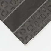 Cooles schwarzes graues Cheetahdruckmonogramm Fleecedecke (Ecke)